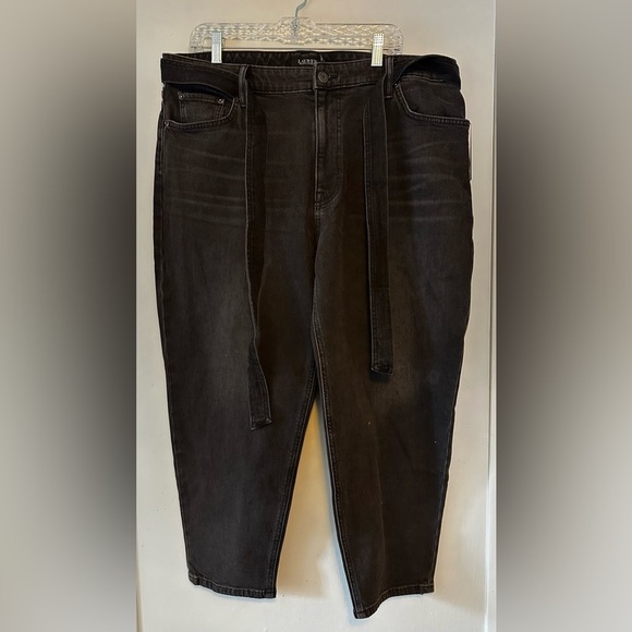 Lauren Ralph Lauren Belted High-Rise Tapered Jeans , Black Wash
Size 14W NWT - Picture 5 of 8